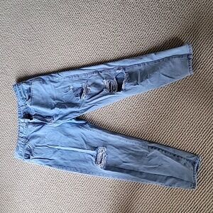 SHEIN Distressed Jeans